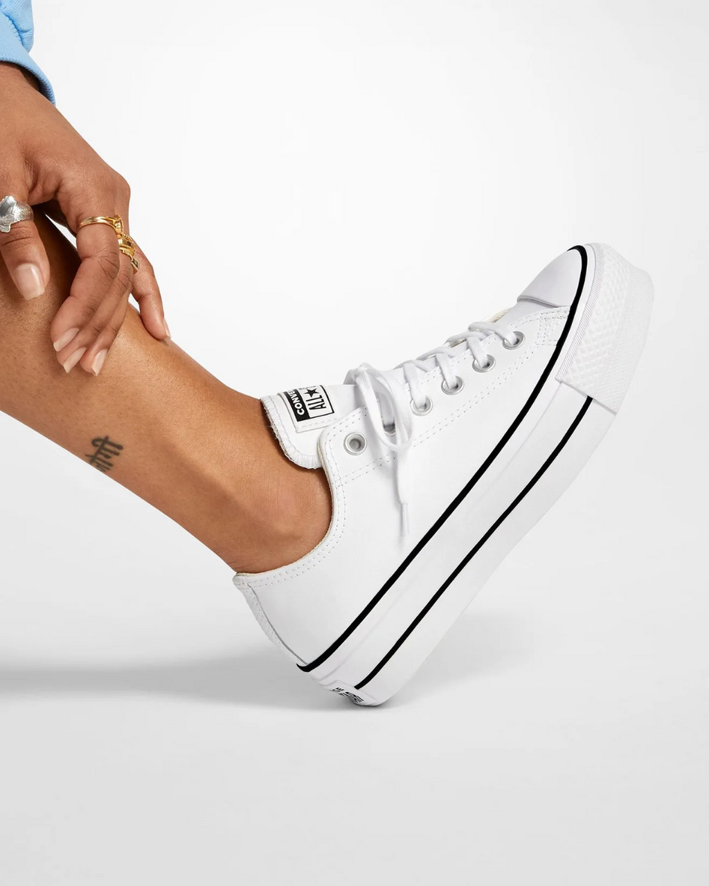 converse leather low lift white